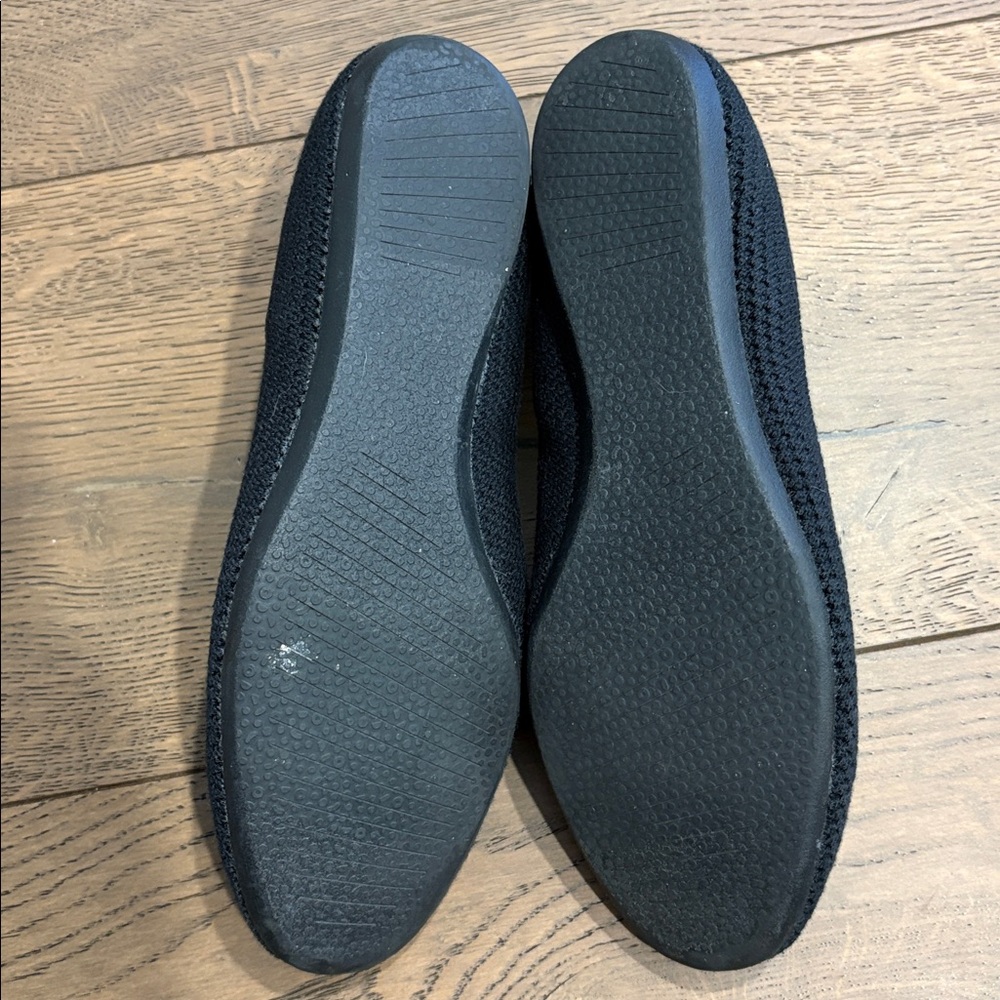 Allbirds Women's Dark Knit Tree Bird Flats - Picture 8 of 8